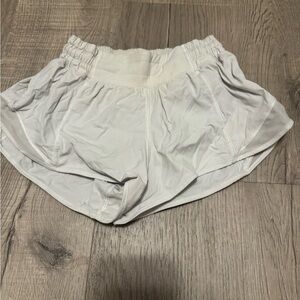 lululemon athletica Whiteish/ Light Gray Athletic Shorts Size 2